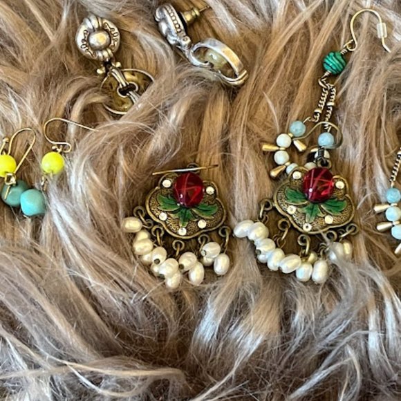 Women's Earring Bundle - 4 Pairs of Earrings - Picture 2 of 5